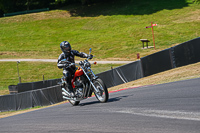 cadwell-park;cadwell-park-photographs;cadwell-trackday-photographs;enduro-digital-images;event-digital-images;eventdigitalimages;peter-wileman-photography;racing-digital-images;trackday-digital-images;trackday-photos